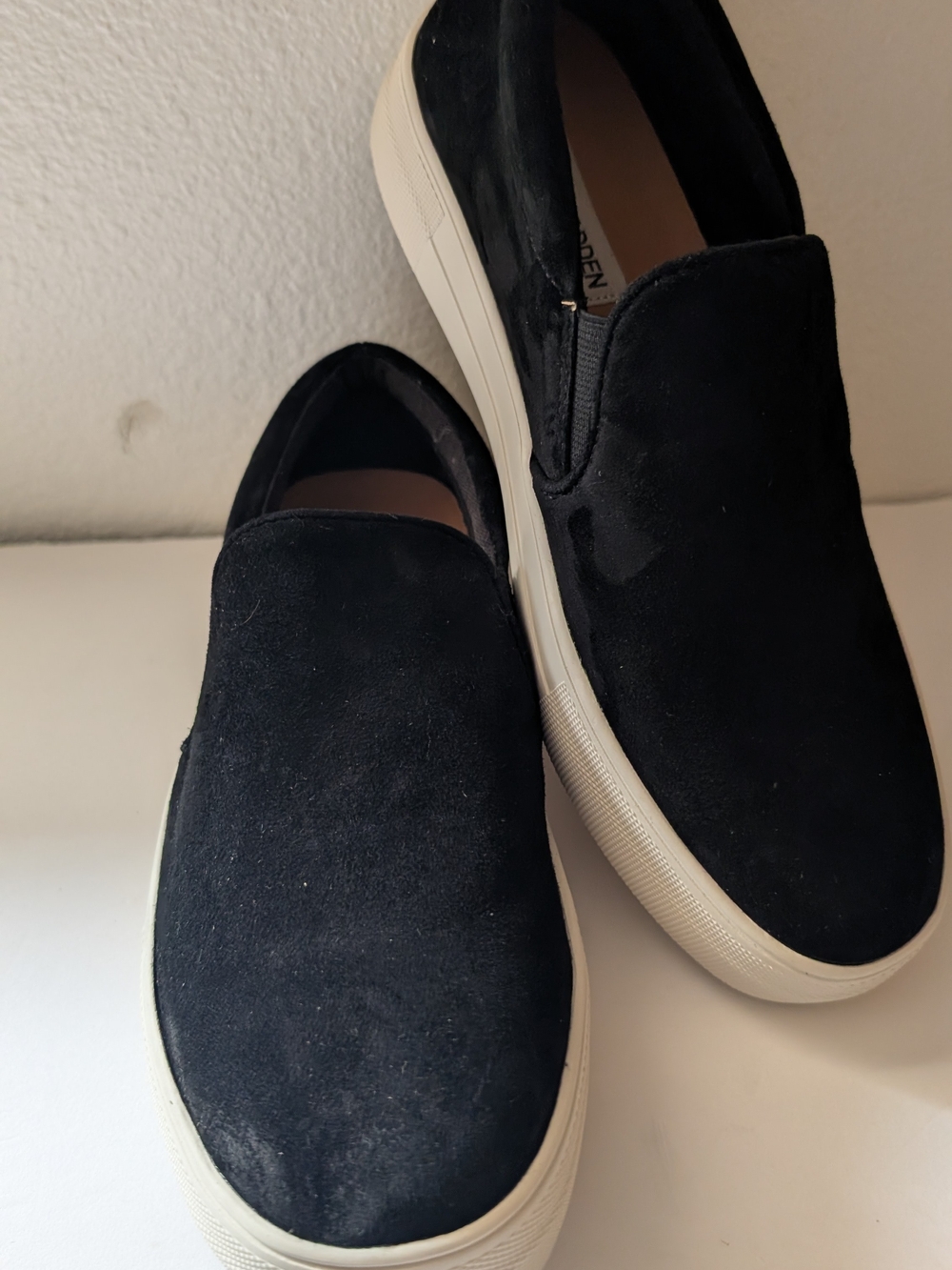 Steve Madden Gills Womens Low Top Slip-On Leather Athletic Sneakers Black